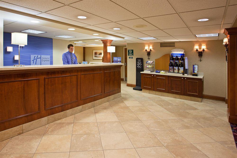 Candlewood Suites Pittsburgh-Cranberry, An Ihg Hotel Cranberry Township Exterior photo