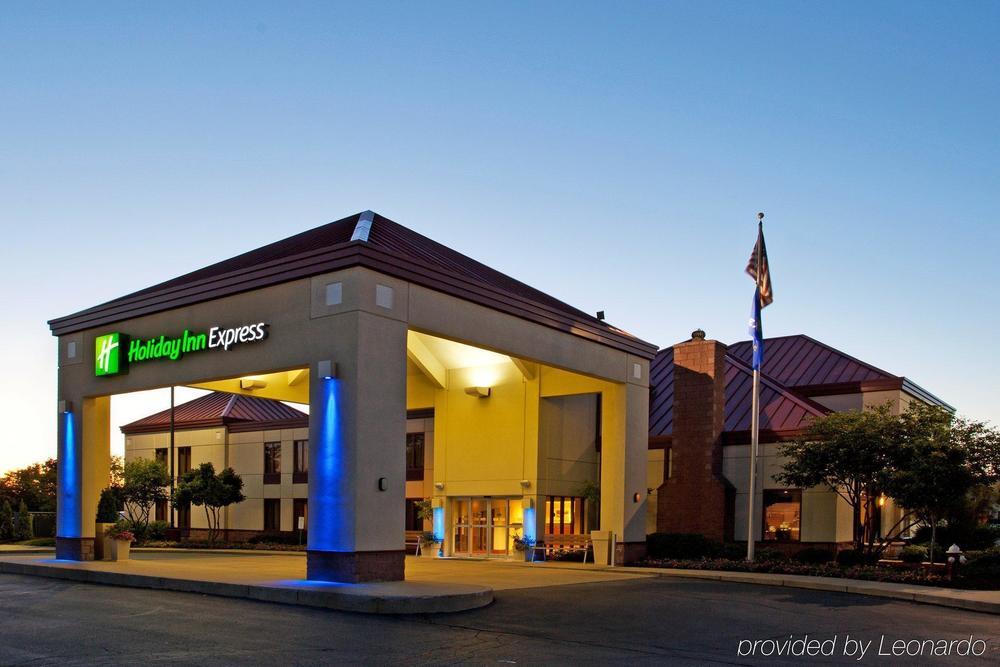 Candlewood Suites Pittsburgh-Cranberry By Ihg Cranberry Township Exterior photo
